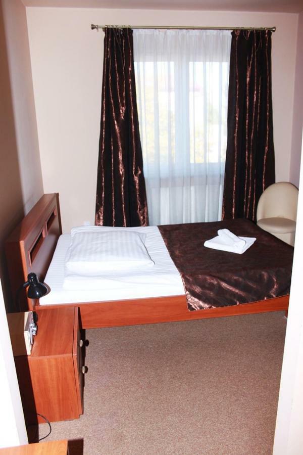Hotel Astor Radom Exterior foto